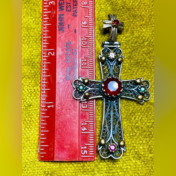 Vintage Victorian Revival Sterling Silver Filigree Cross Pendant w/Accent Stones - Picture 10 of 13